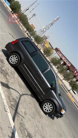 Chrysler Town and Country